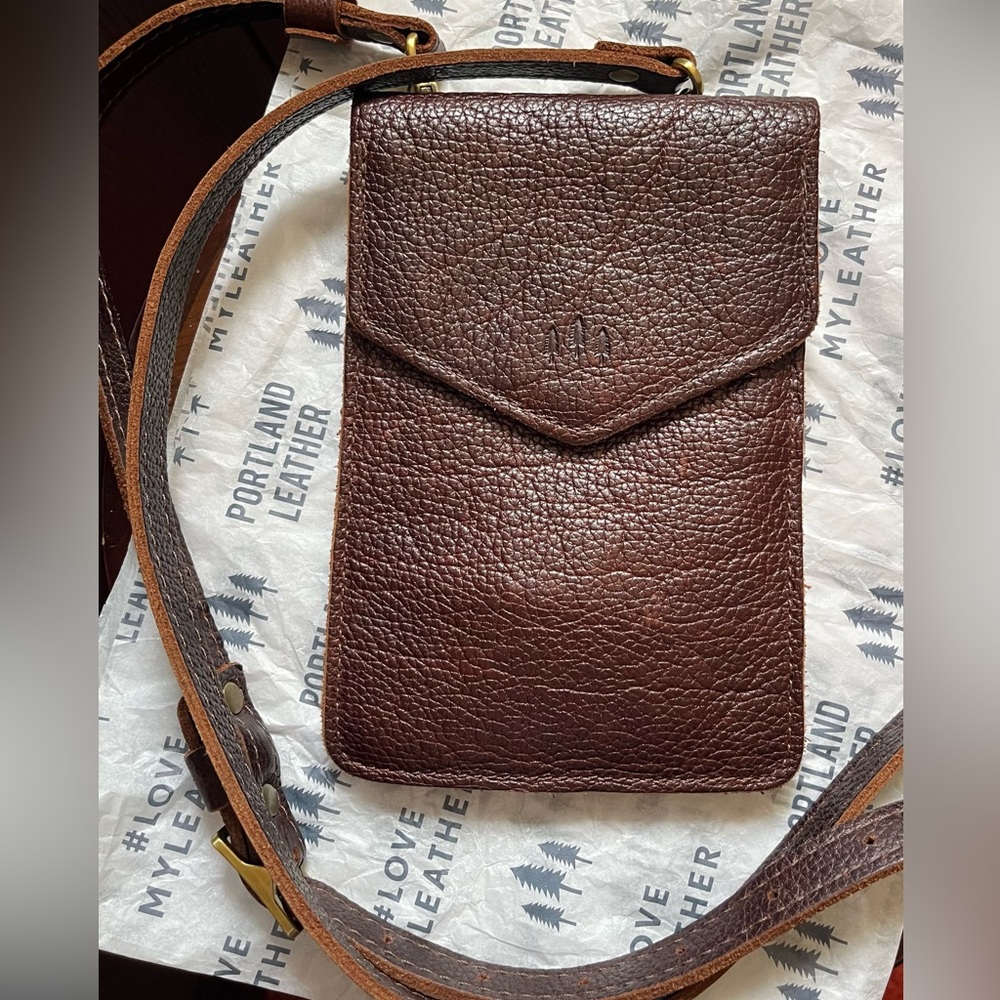 Portland Leather Parker Bag in Coldbrew AP